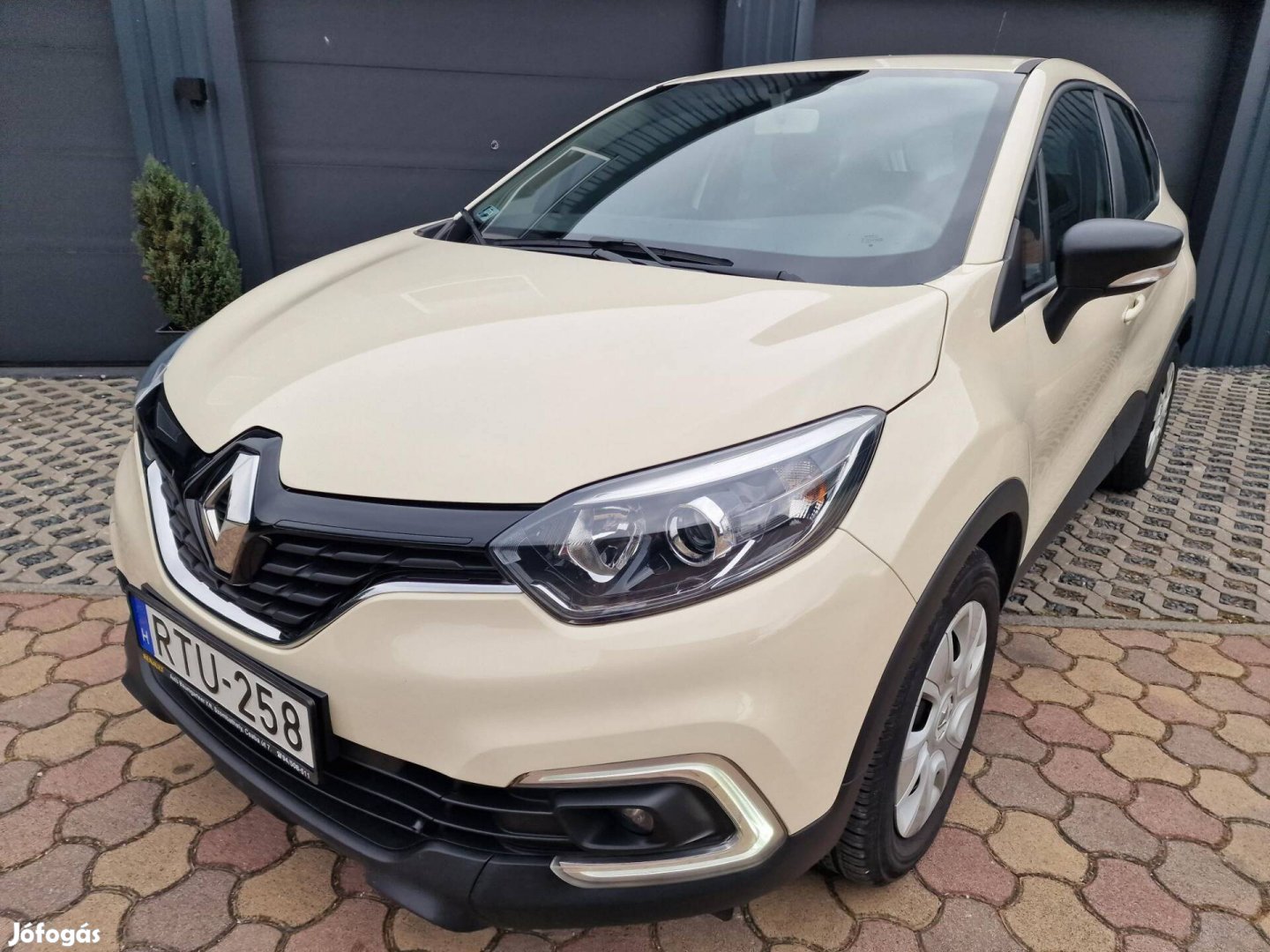 Renault Captur 0.9 TCe Energy Zen Magyarországi...
