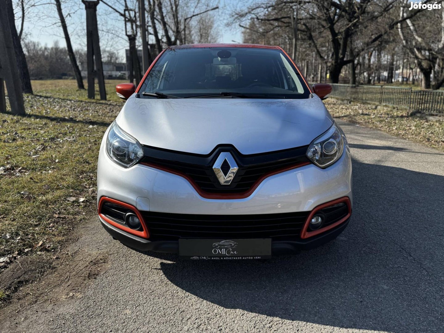 Renault Captur 1.2 TCe Helly Hansen EDC Első TU...