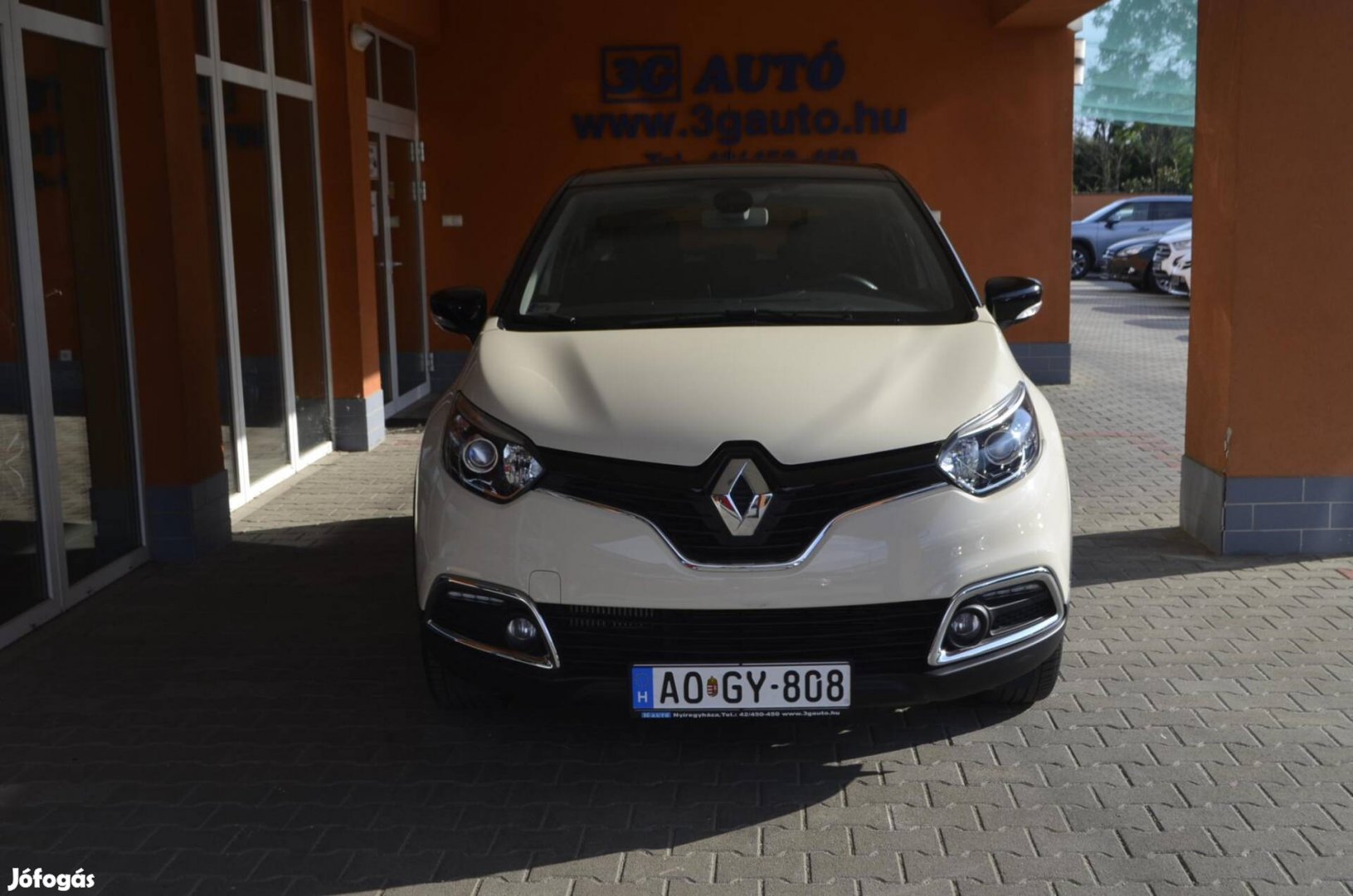Renault Captur 1.2 TCe Intens EDC ! 10.658 KM !...