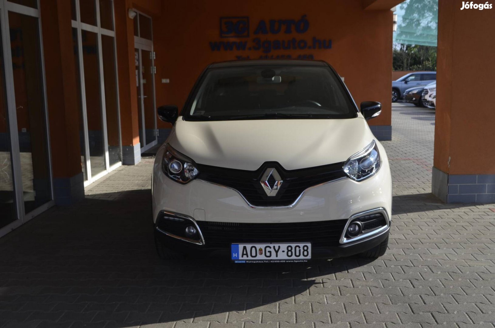 Renault Captur 1.2 TCe Intens EDC ! 10.658 KM !...