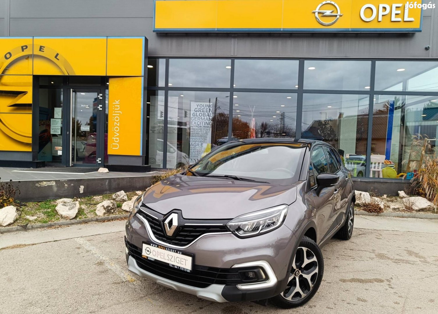 Renault Captur 1.3 TCe Intens EDC 1.Tulajdonost...