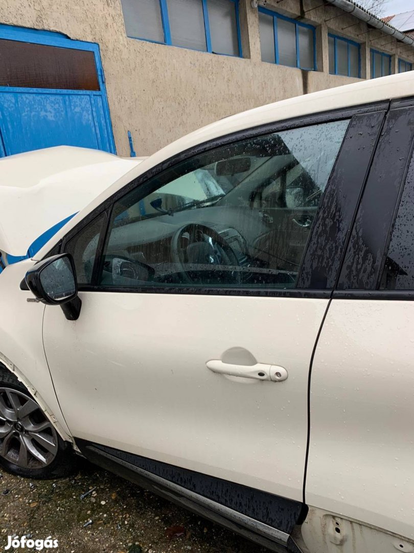 Renault Captur Ajtó Bal első