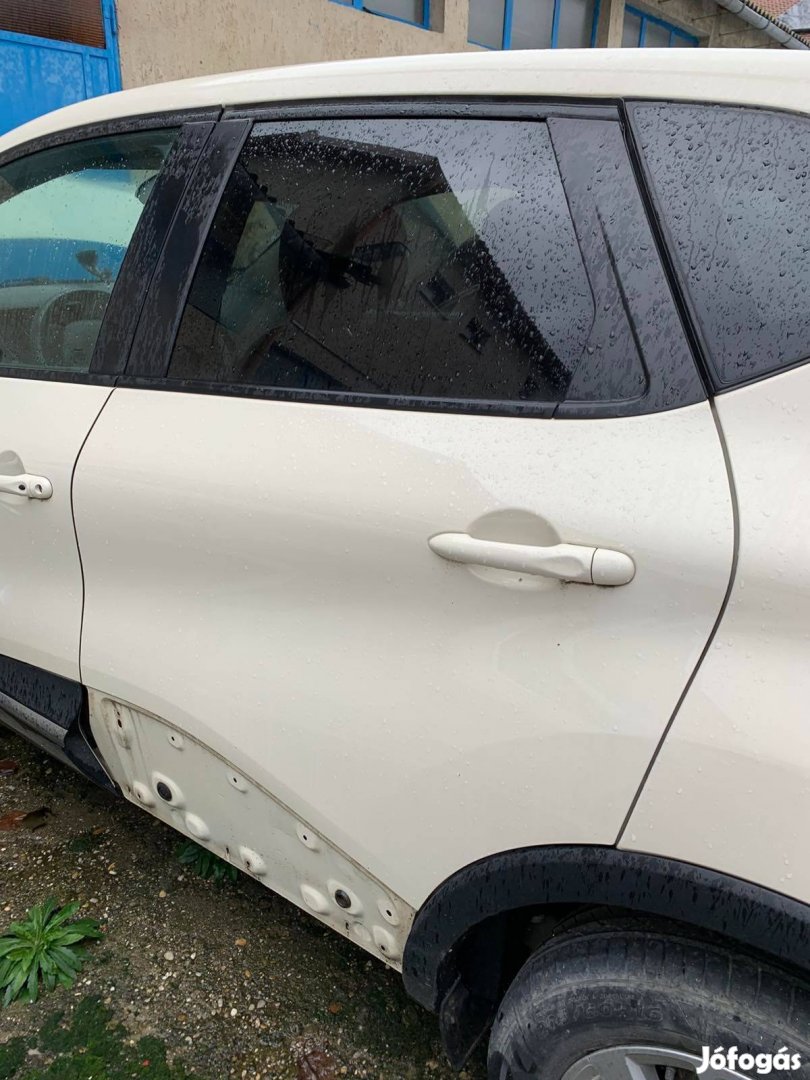 Renault Captur Ajtó Bal hátsó