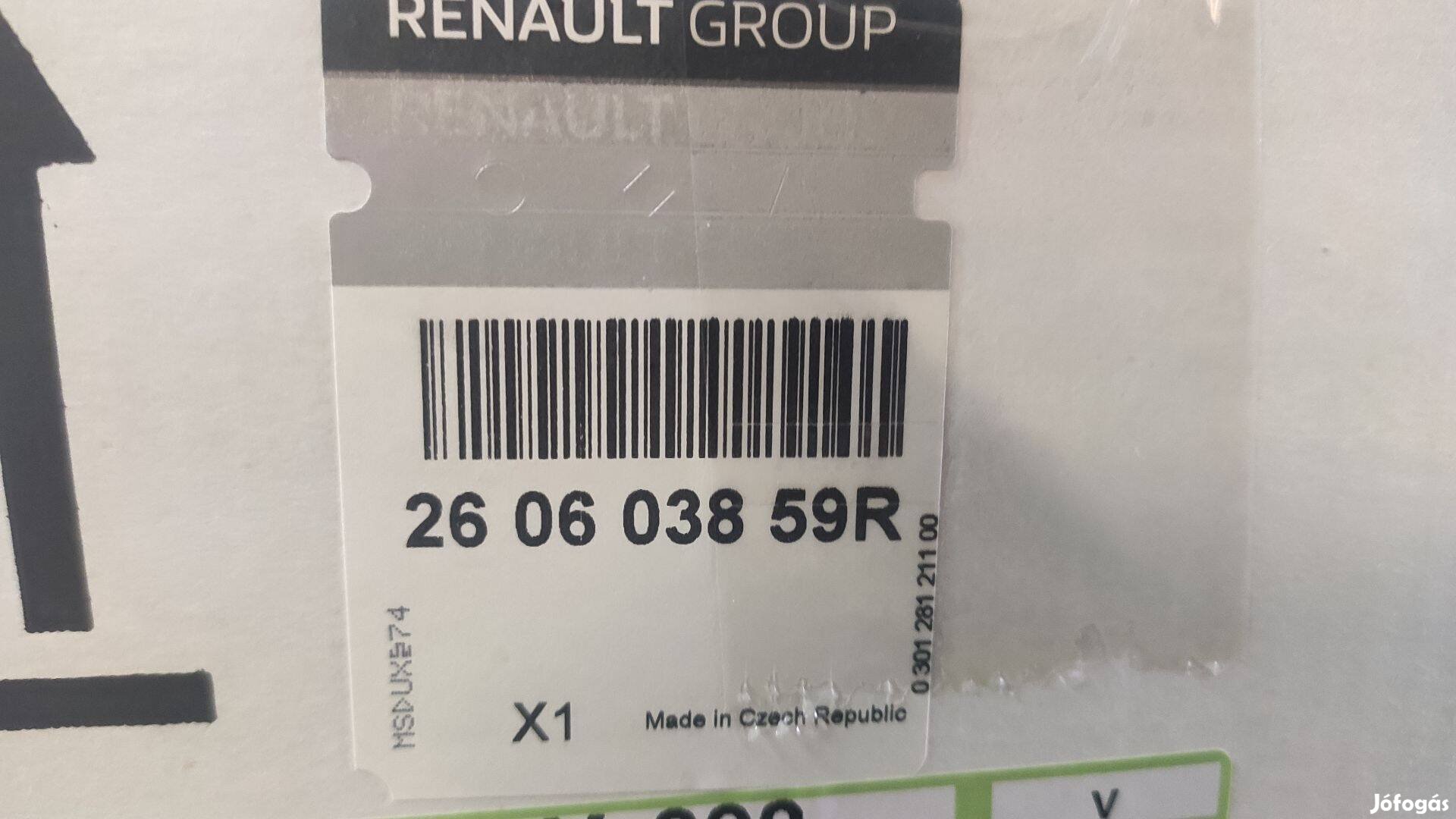 Renault Captur fényszóró bal - 260603859R
