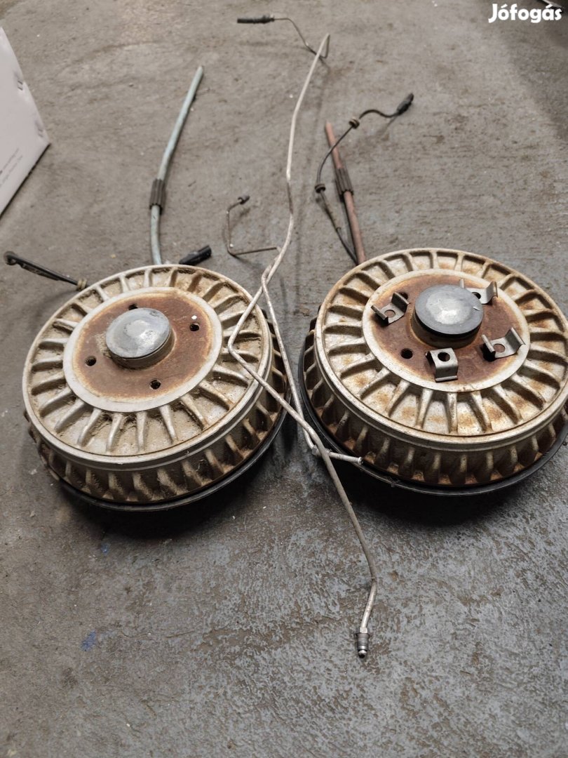 Renault Captur hátsó fékdob komplett 