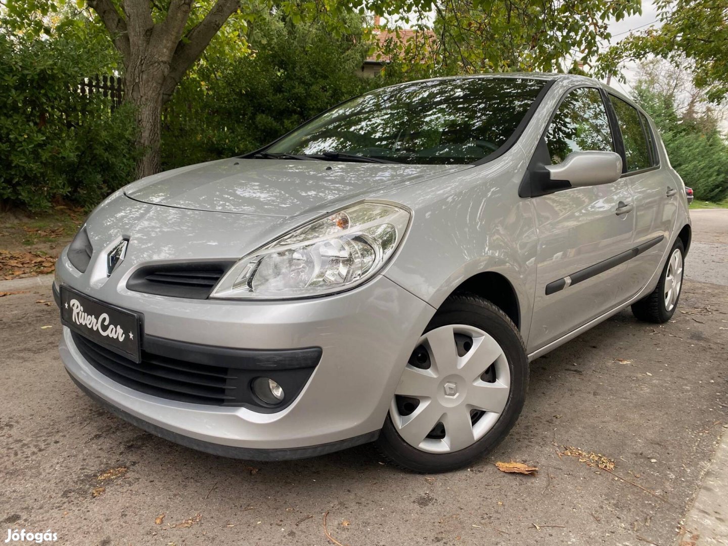 Renault Clio 1.2 16V Dynamique hibátlan. kevés km