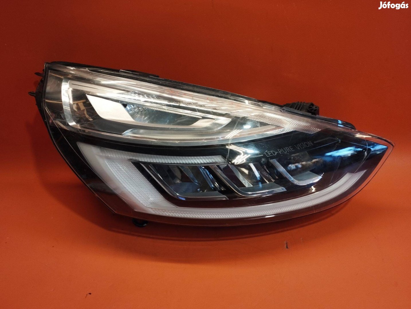 Renault Clio 4 FL jobb led lámpa 260100274 1F (M.50.510)