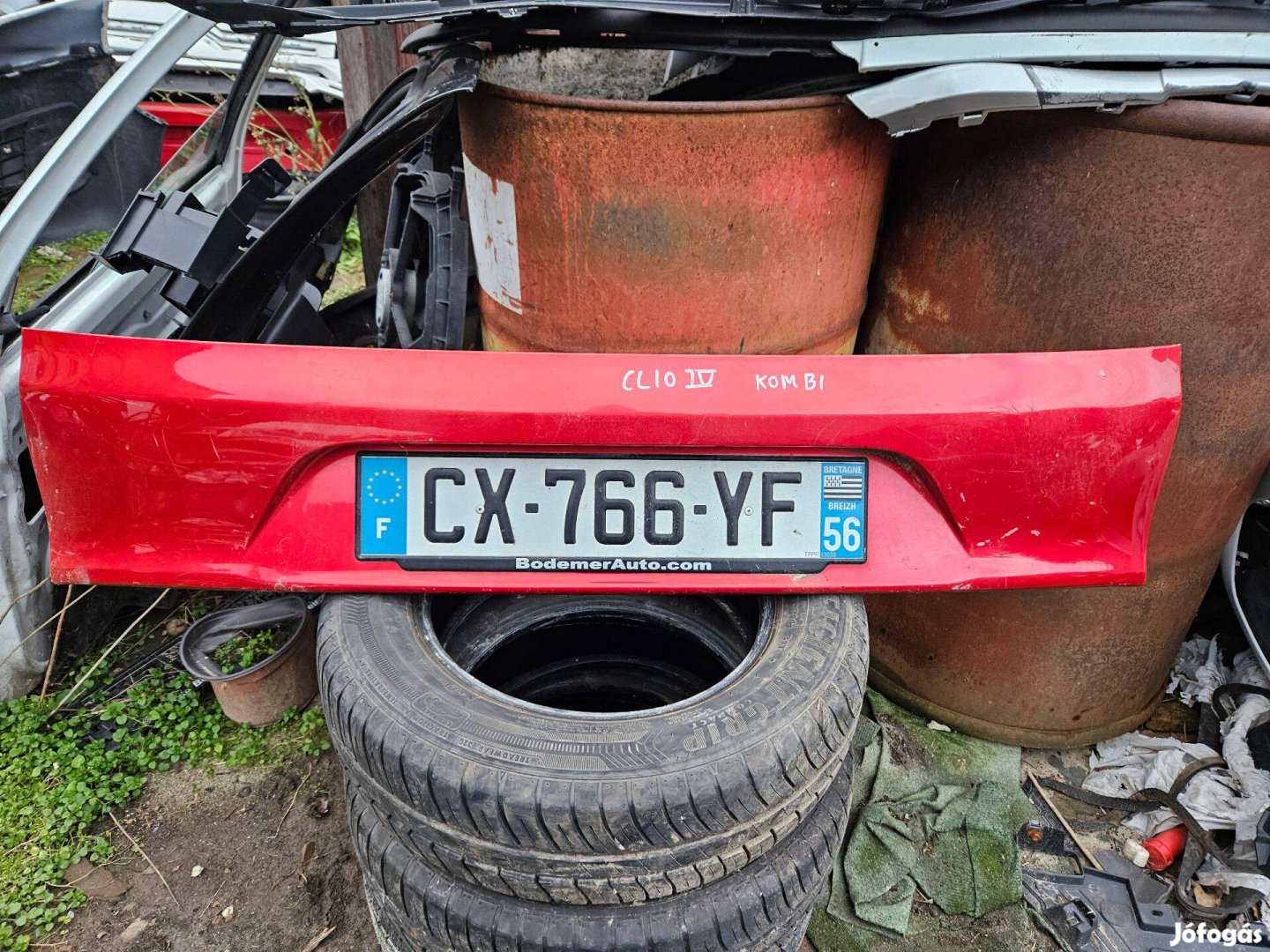 Renault Clio 4 Kombi csomagtér ajtó díszléc 2013-