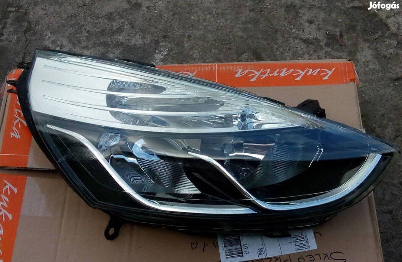 Renault Clio 4 jobb első fényszóró lámpa 2013-