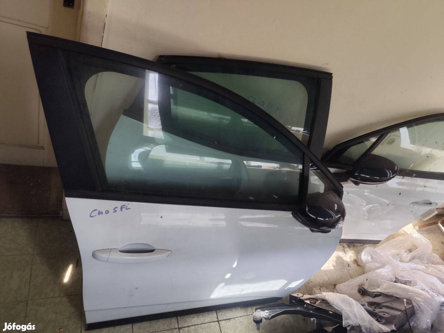 Renault Clio 5 2024 4 ajtó és hátsó lökhárító