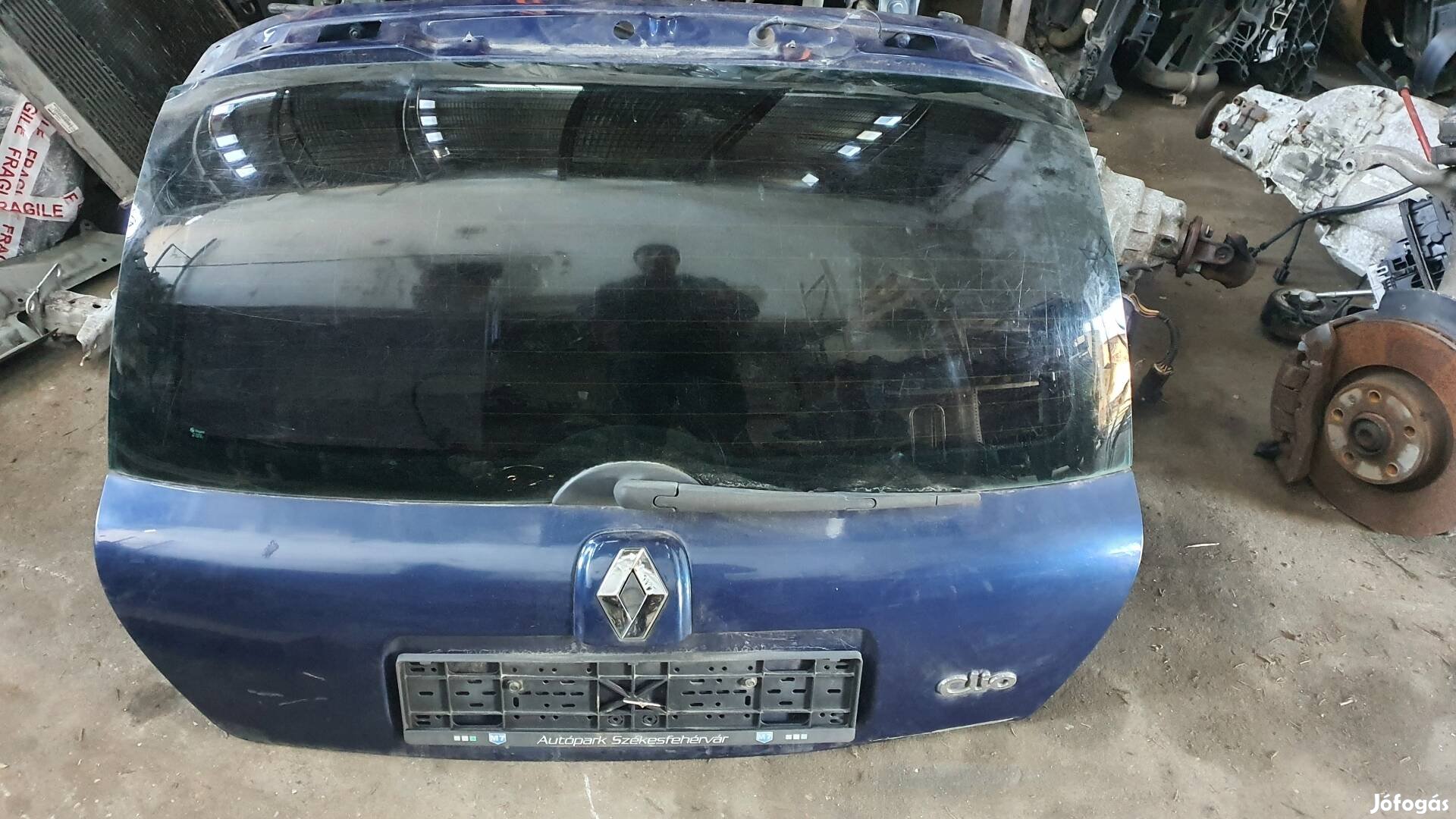 Renault Clio Csomagtér ajtó 23.02