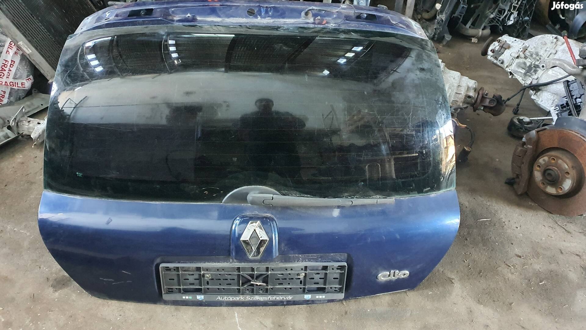 Renault Clio Csomagtér ajtó  23.02