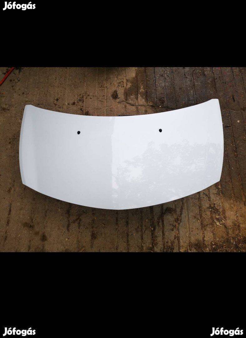 Renault Clio III 2005-2014 Gyári motorháztető karcmentes