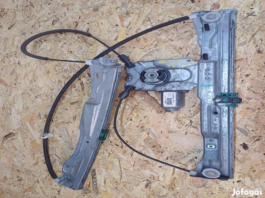 Renault Clio III 2005-2013 Jobb Első Ajtó Ablakemelő