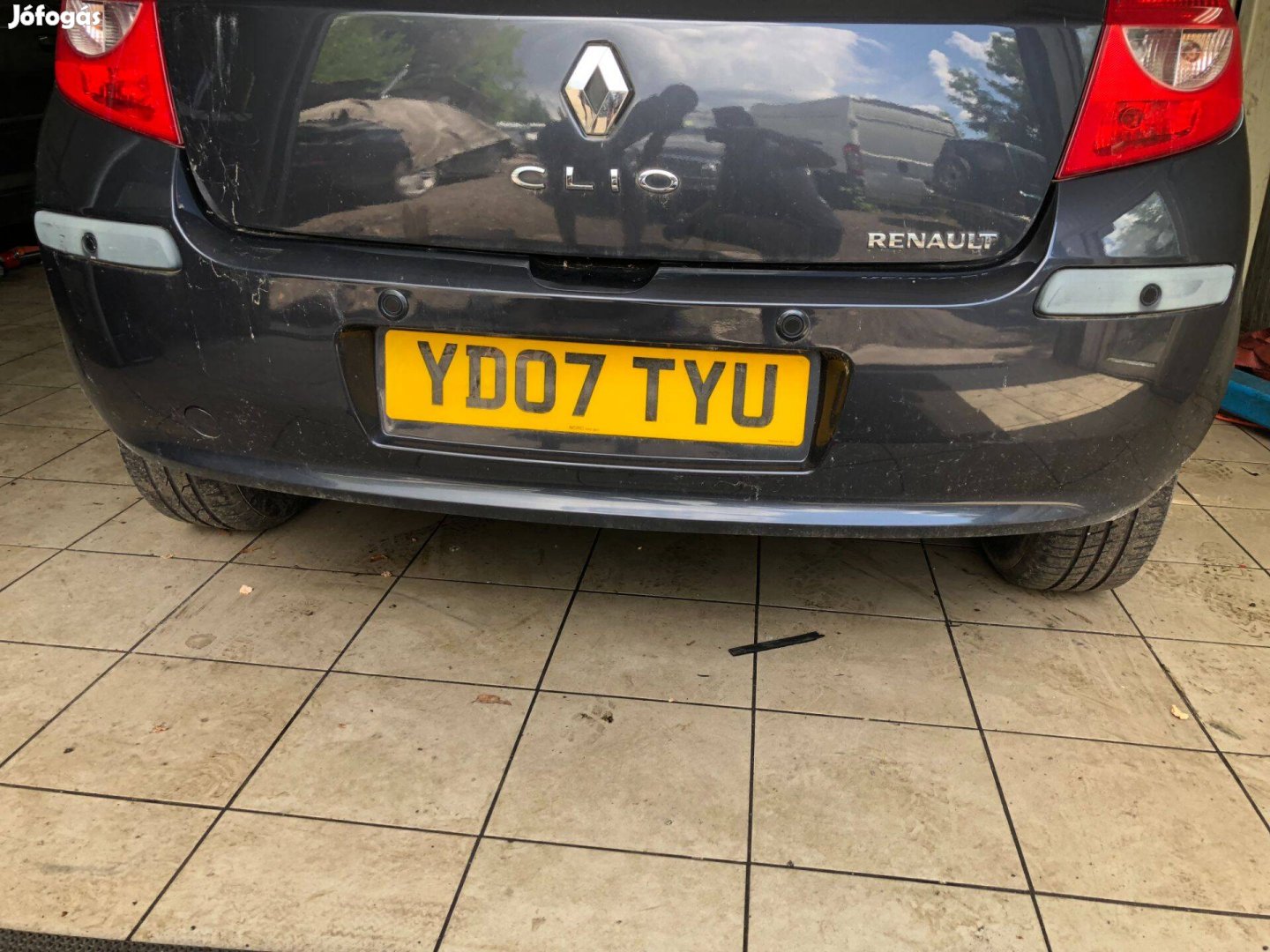 Renault Clio III. hátsó lökhárító