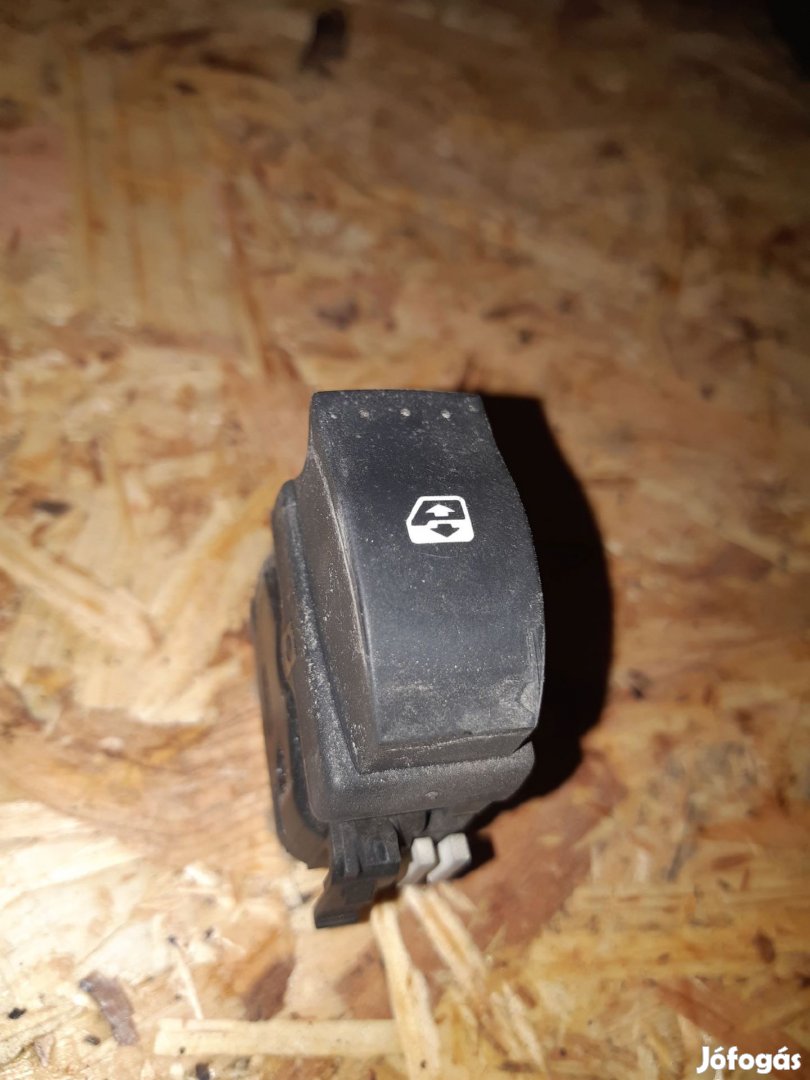 Renault Clio II Ablakemelő Kapcsoló