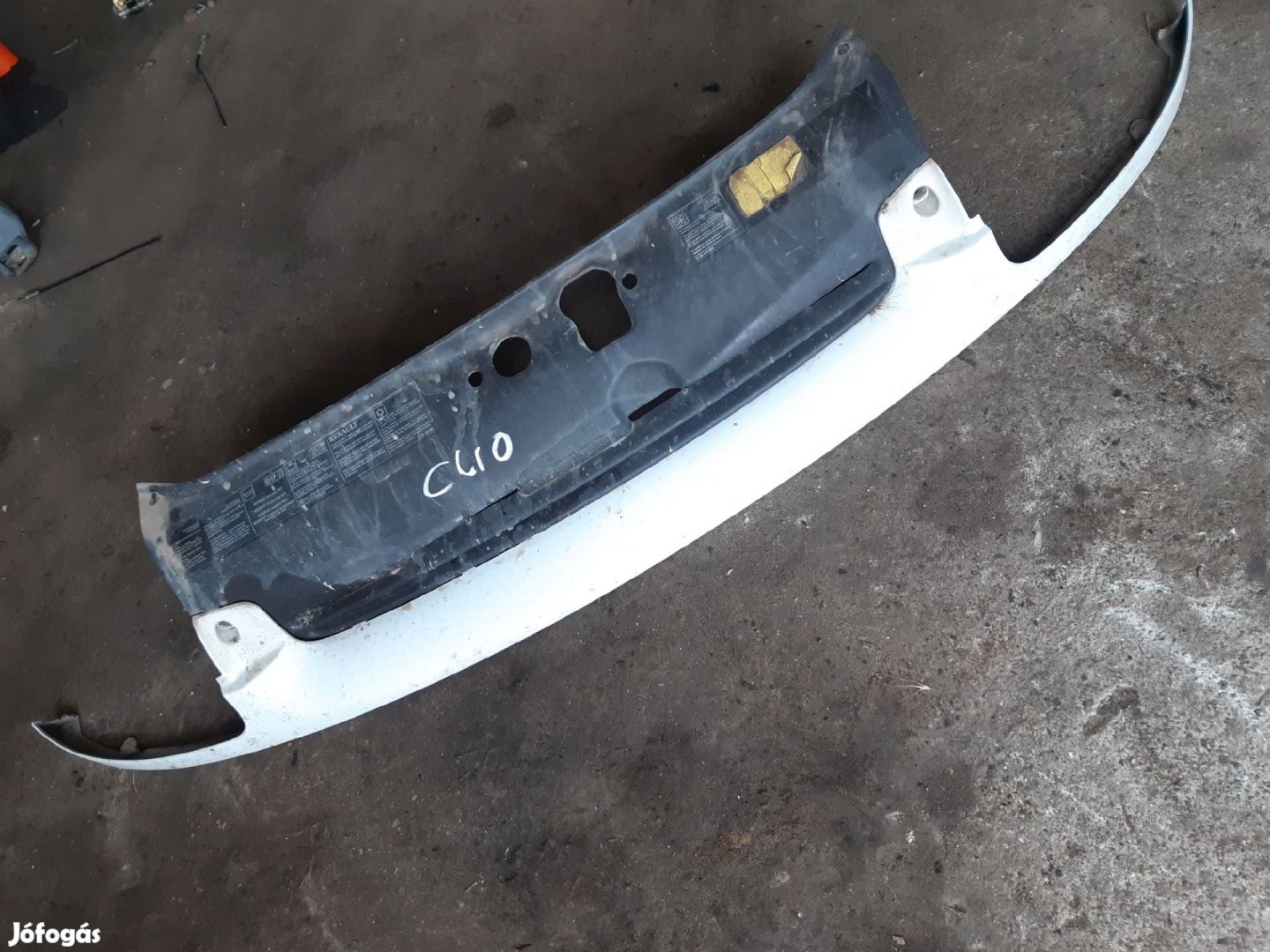 Renault Clio II Bajuszléc