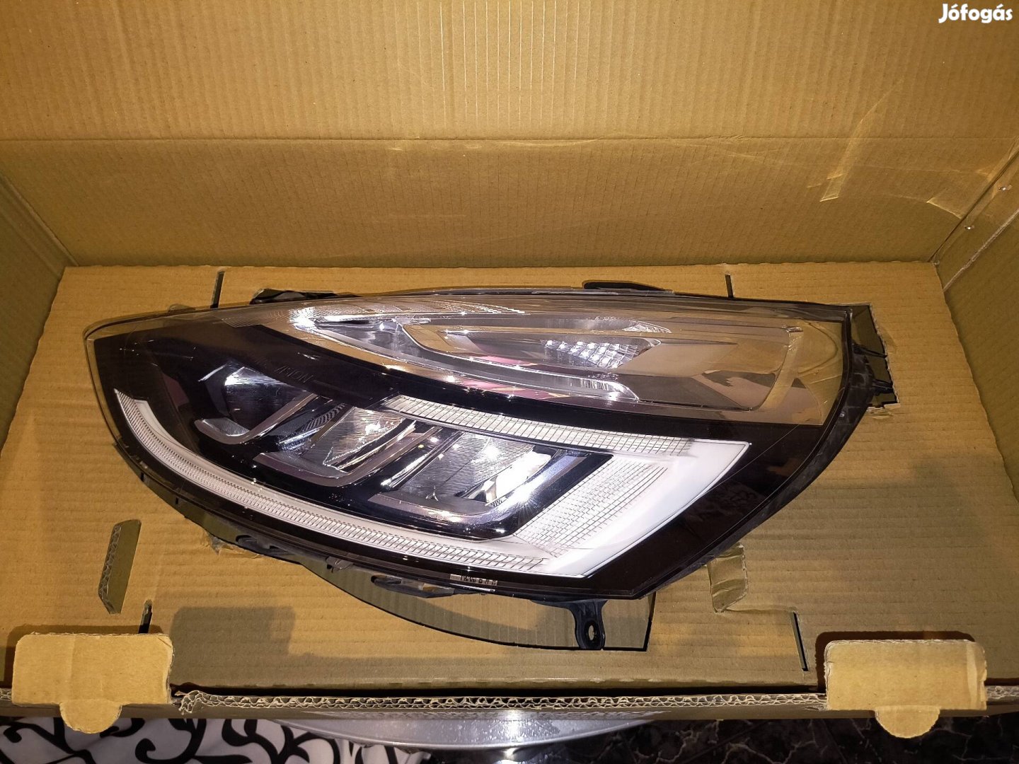 Renault Clio IV LED fényszóró 