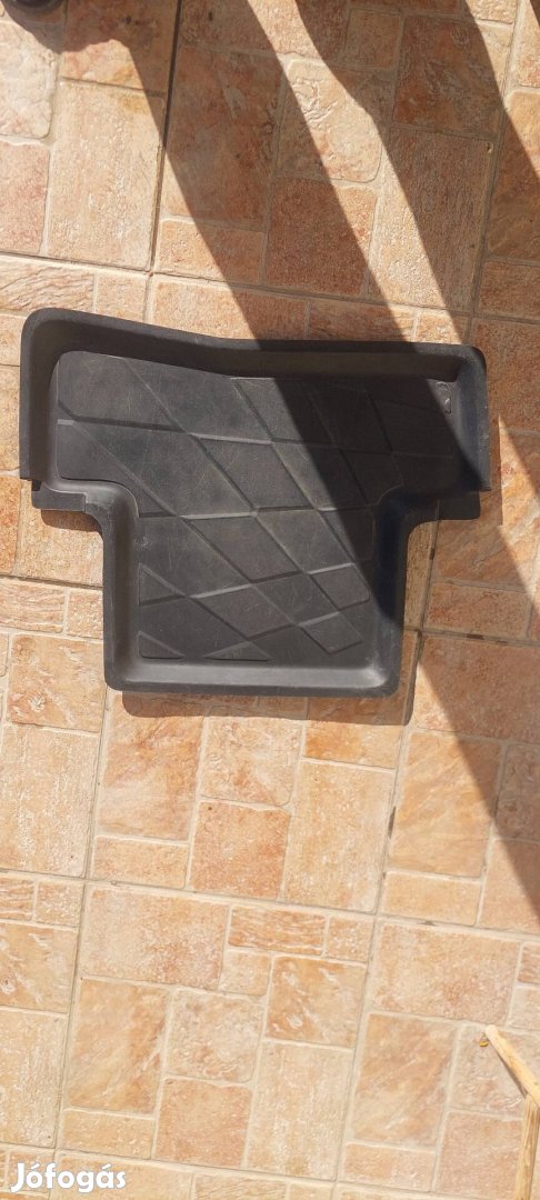 Renault Clio IV gyári gumiszőnyeg szett