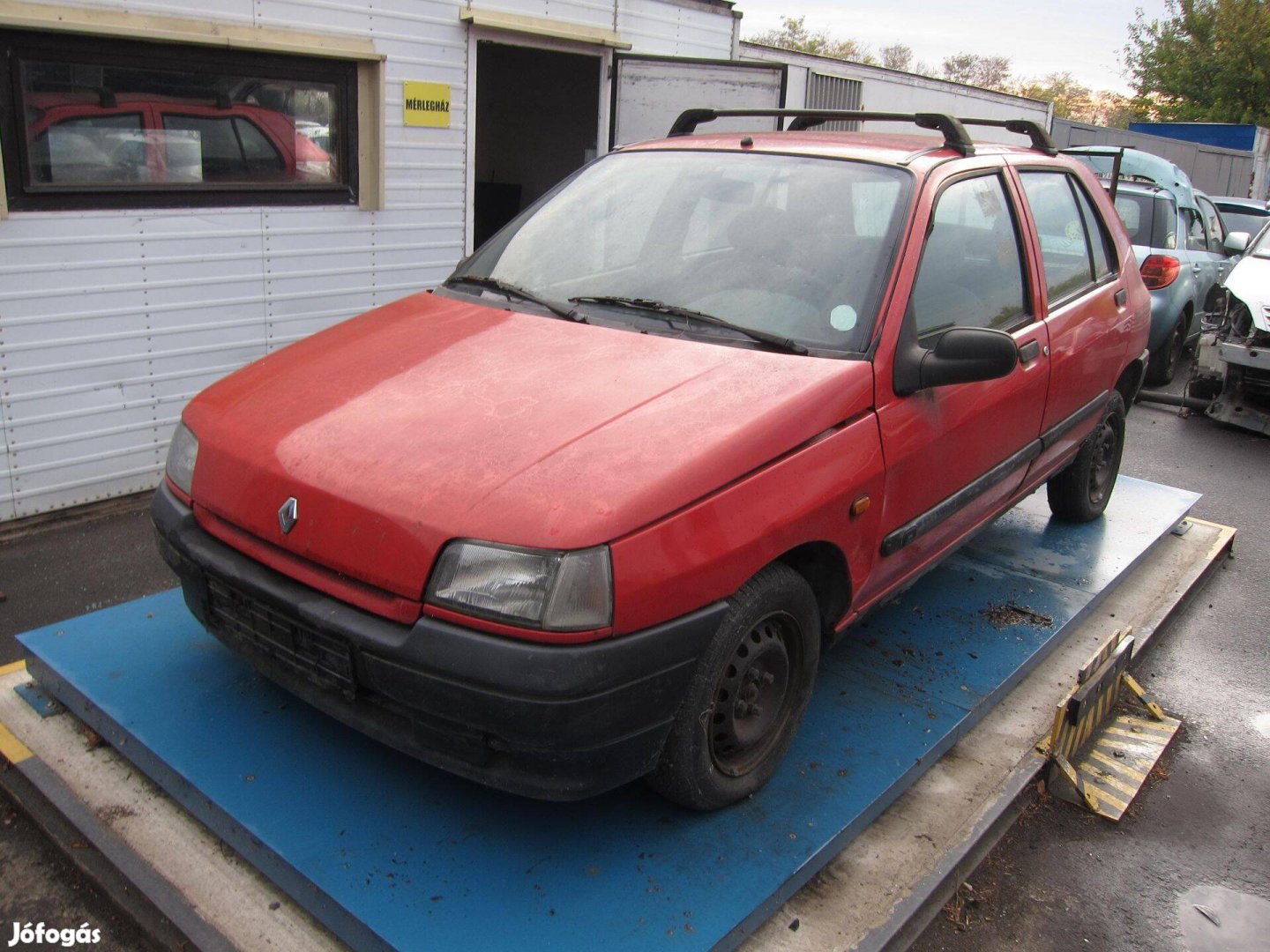 Renault Clio használt bontott alkatrészek eladók