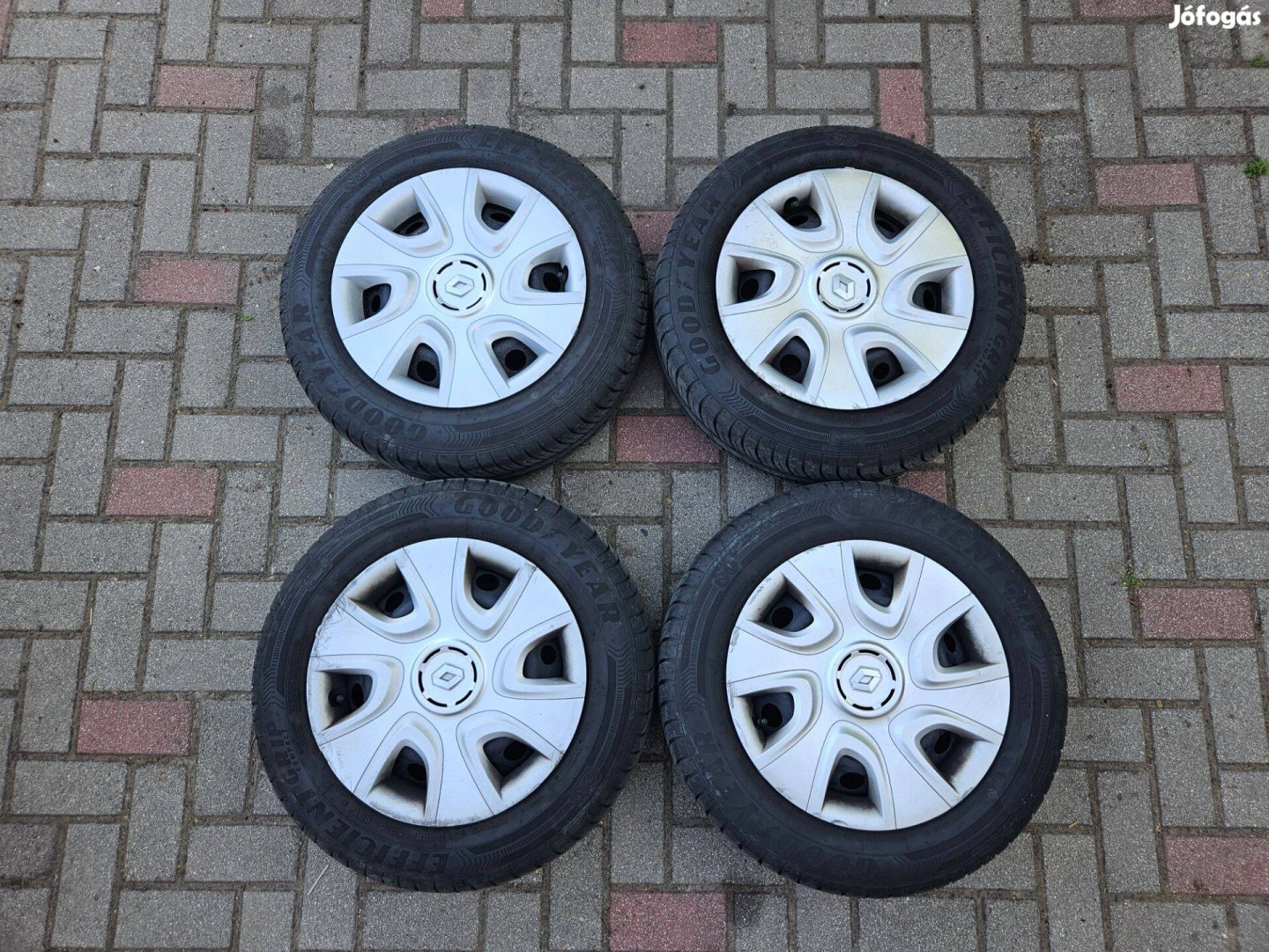 Renault/Dacia/Nissan/Honda lemezfelni nyári gumival (4x100) 185/65 R15