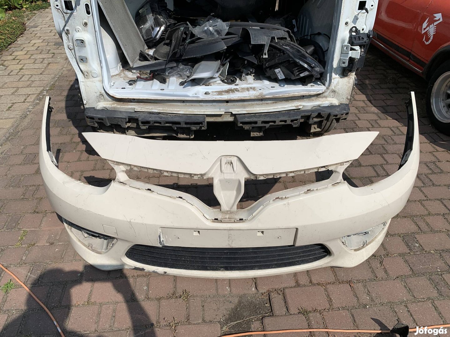 Renault Fluence első lökhárító facelift 2014