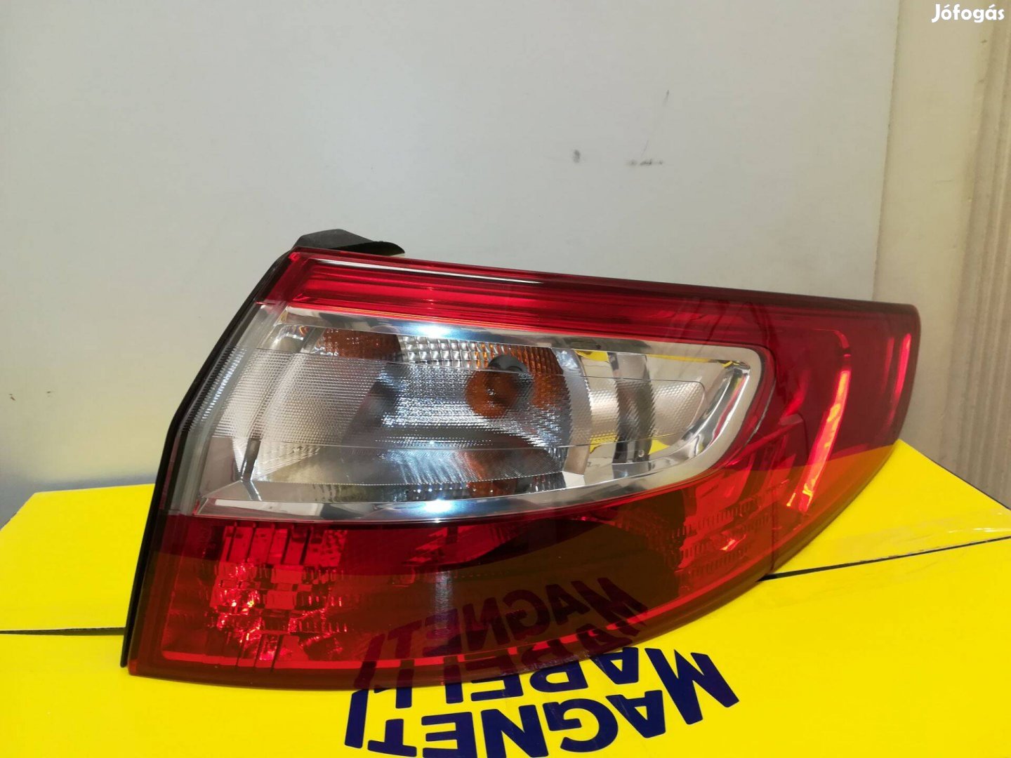 Renault Fluence hátsólámpa jobb (4) külső 2010 -