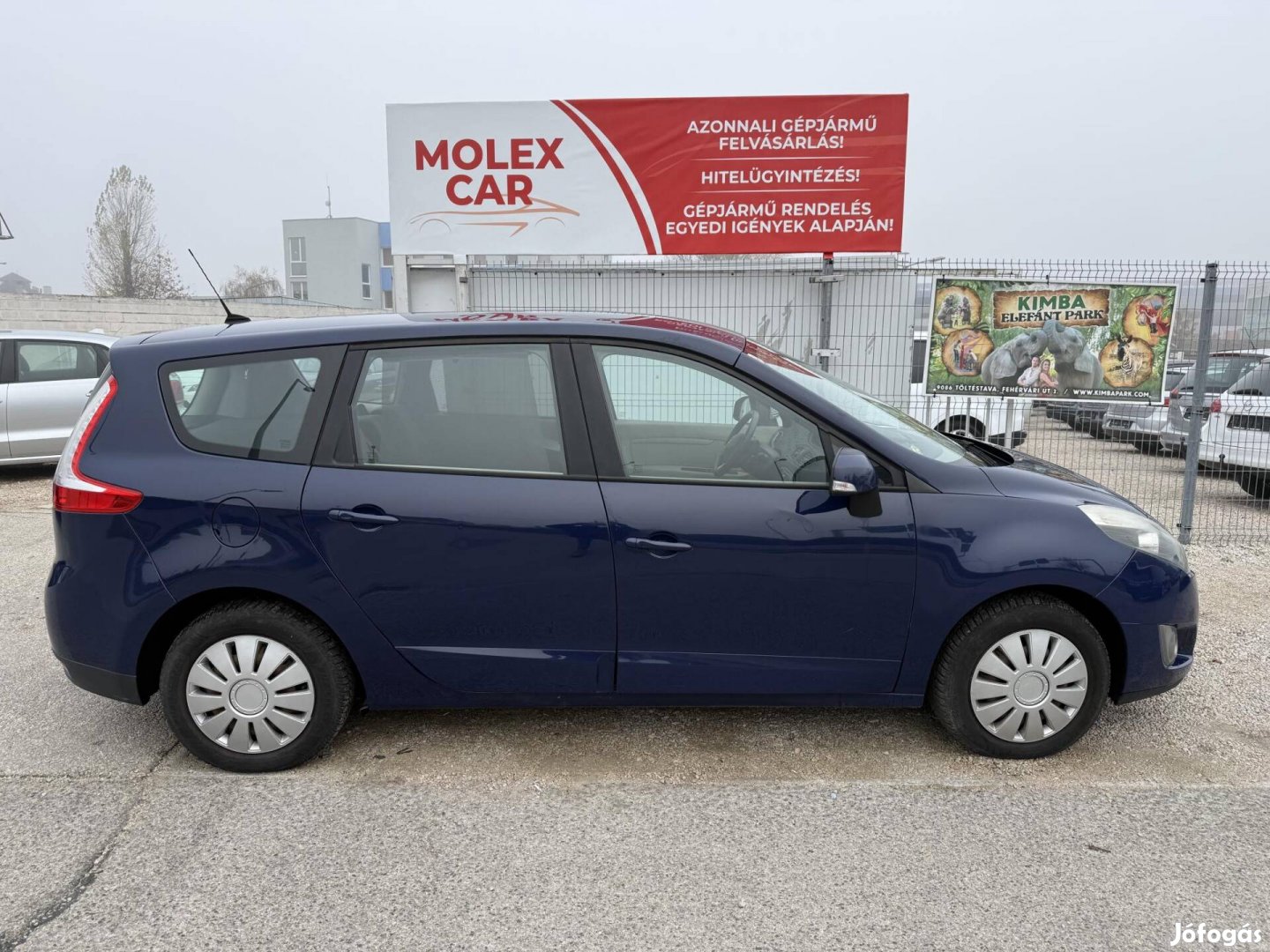 Renault GRAND Scenic Scénic 1.6 16V Authentique...