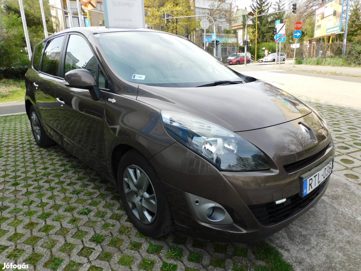 Renault GRAND Scenic Scénic 1.6 dCi Stop&Start...