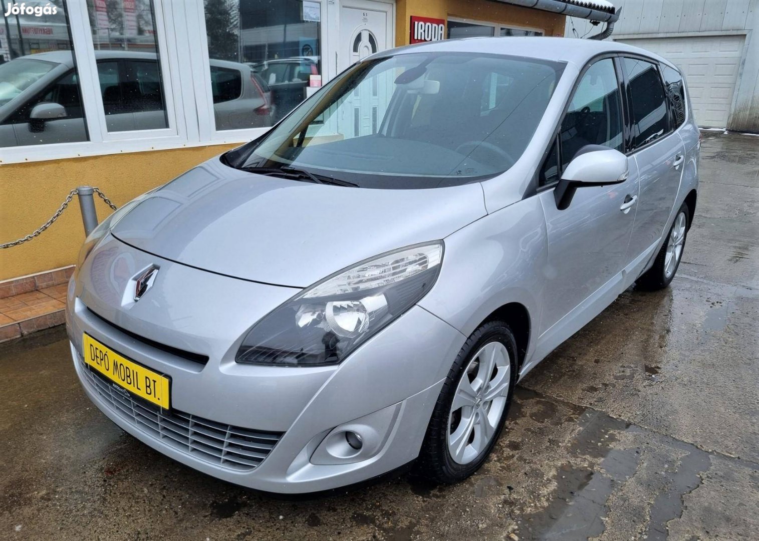 Renault GRAND Scenic Scénic 1.9 dCi Dynamique E...