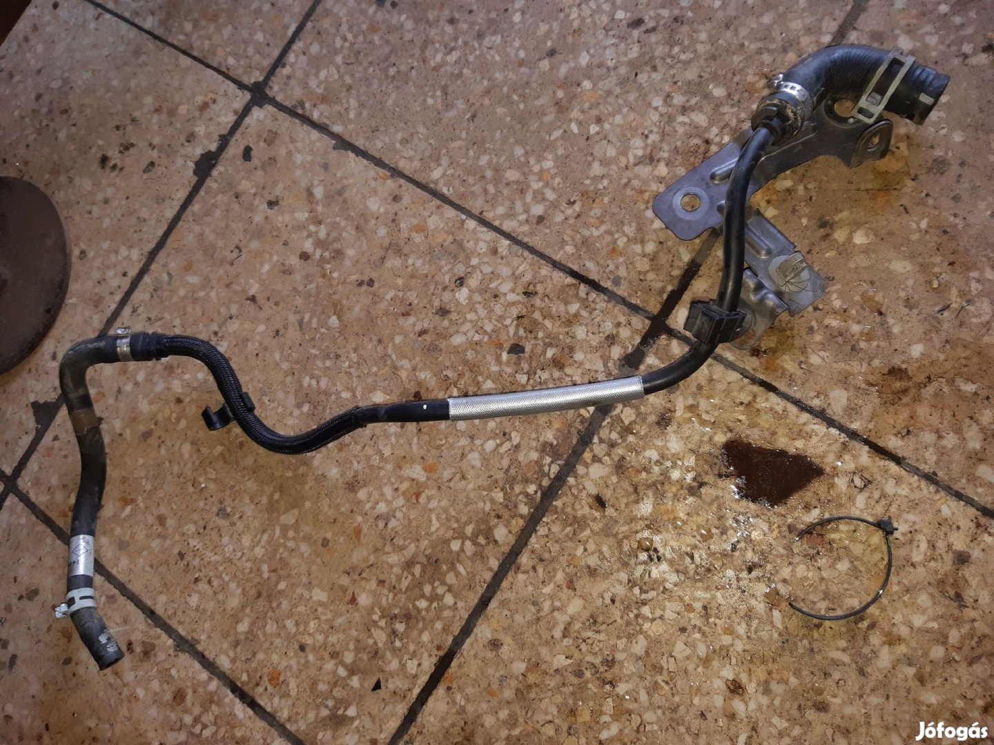 Renault Kadjar Vízcső