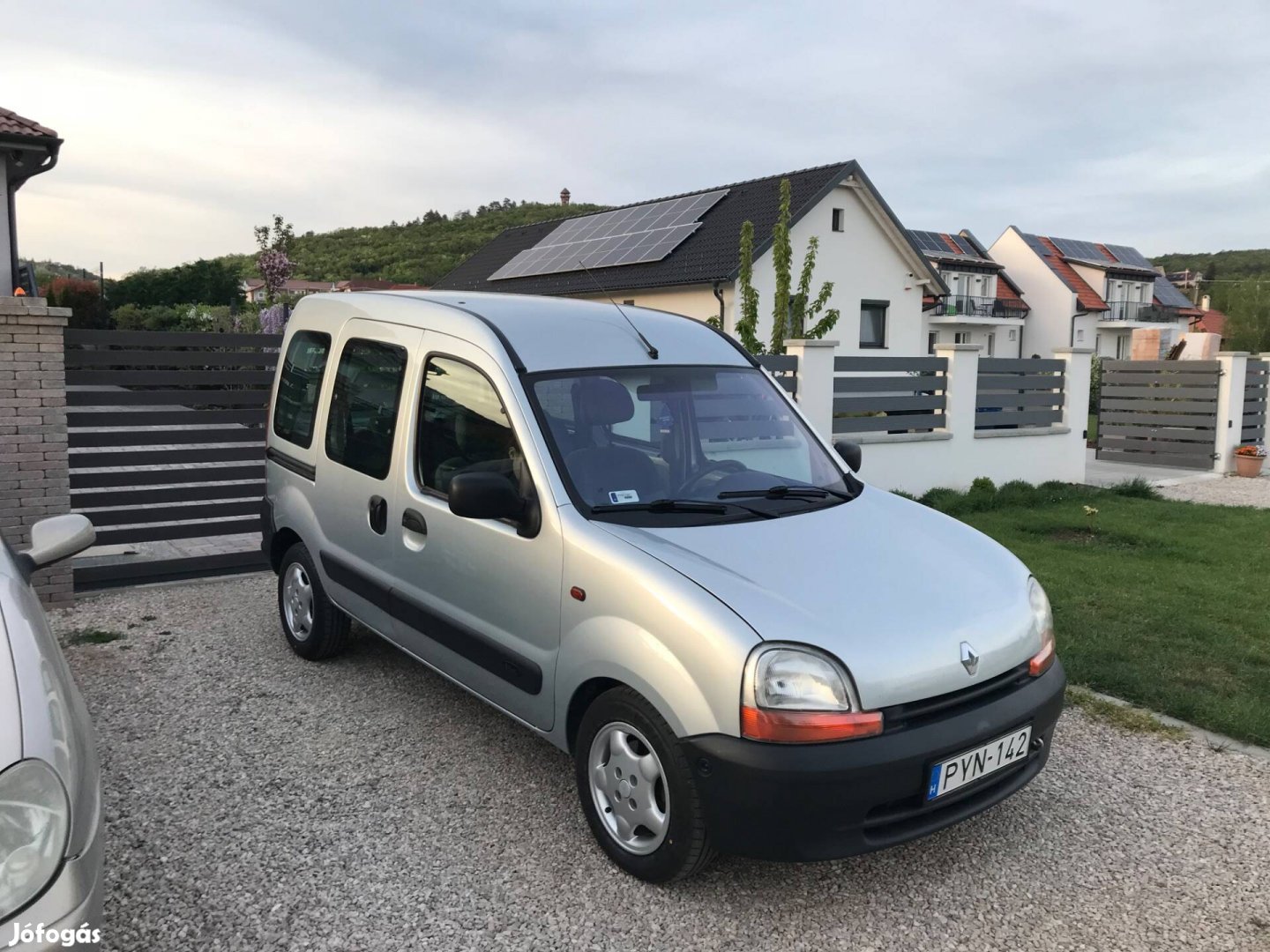 Renault Kangoo 1.6 16v 5 személyes