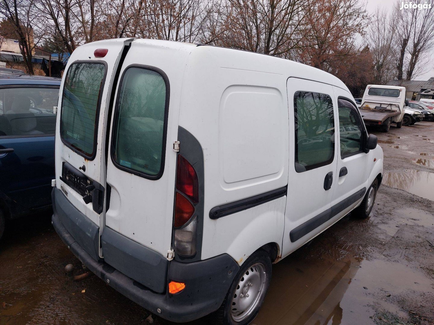 Renault Kangoo 1 karosszéria elemei fehér