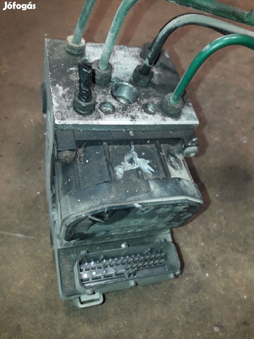 Renault Kangoo II ABS Tömb