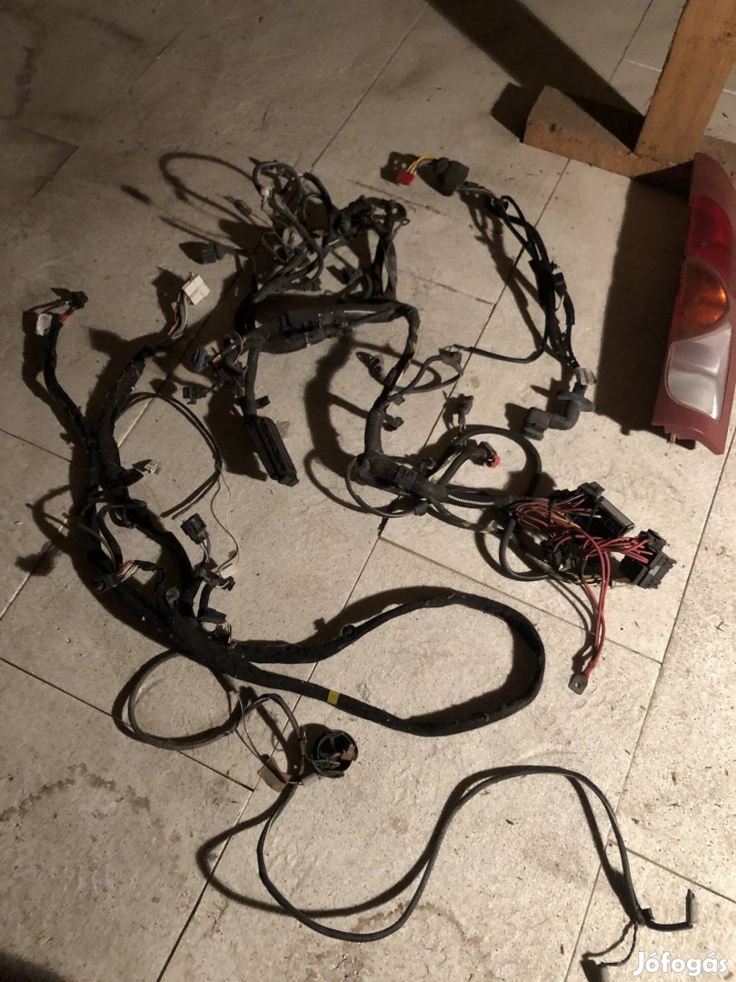 Renault Kangoo alkatrészek eladók