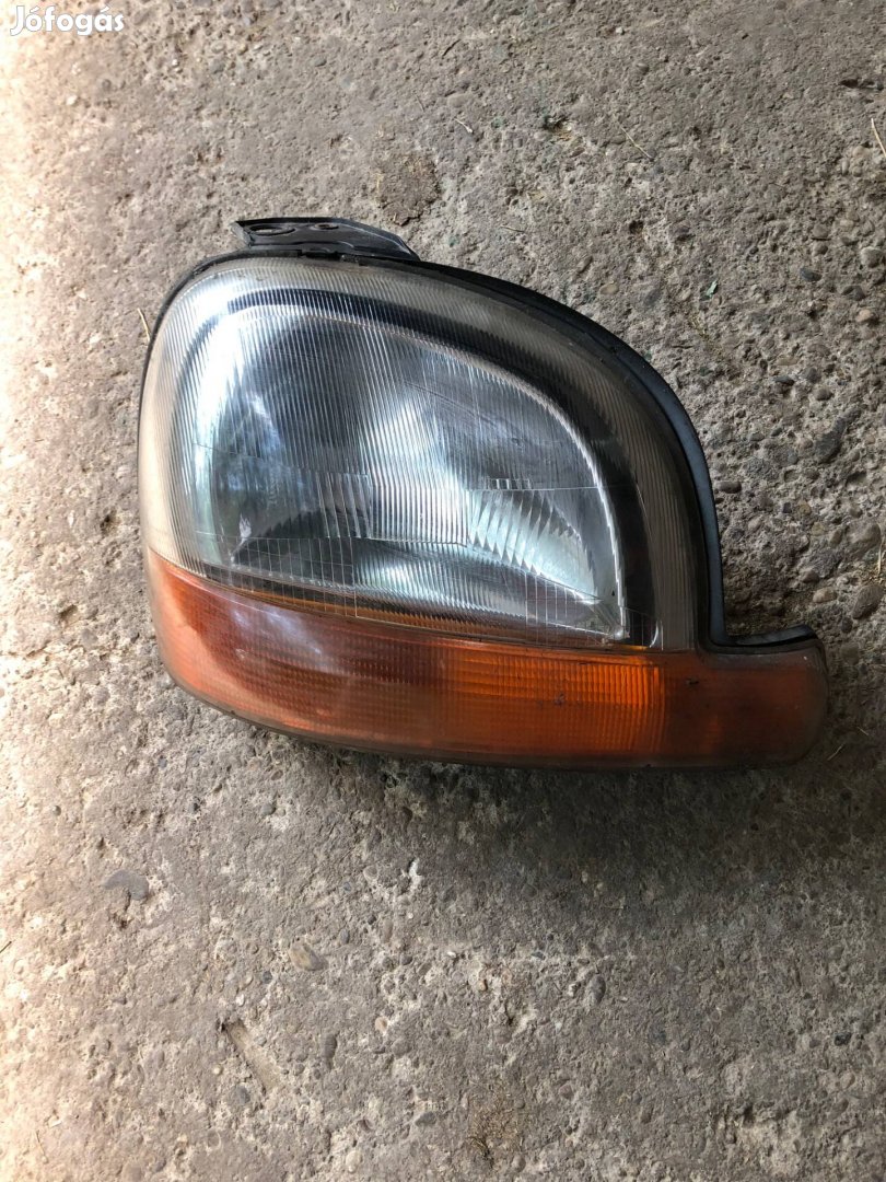 Renault Kangoo lámpa első