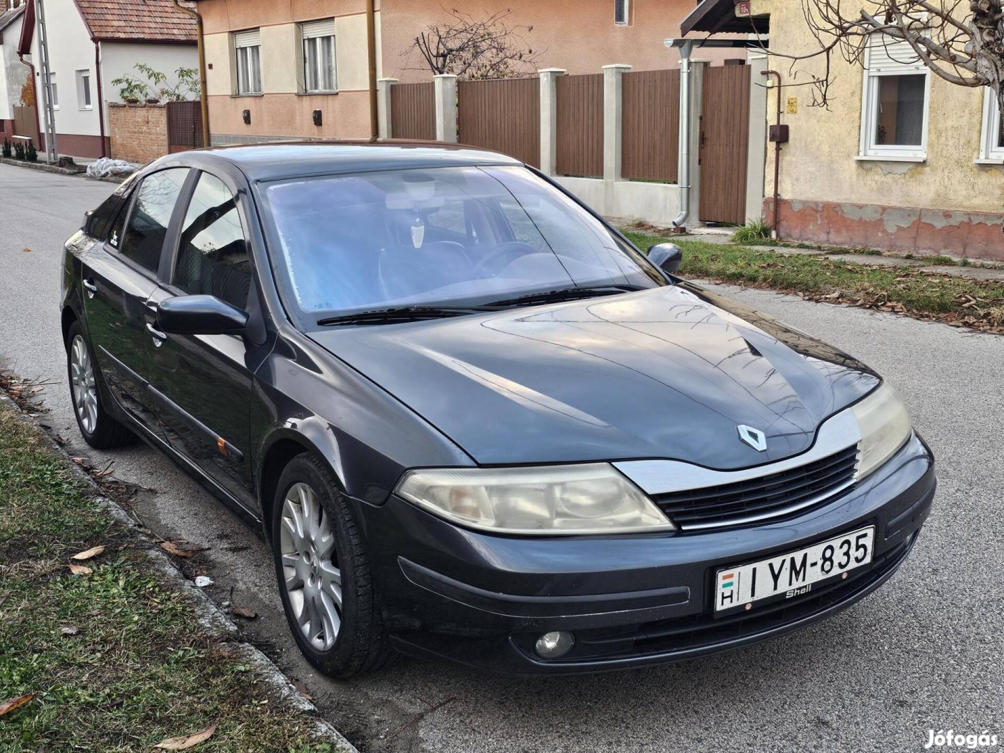 Renault Laguna 1.8 Privilege Rendszeresen Szerv...