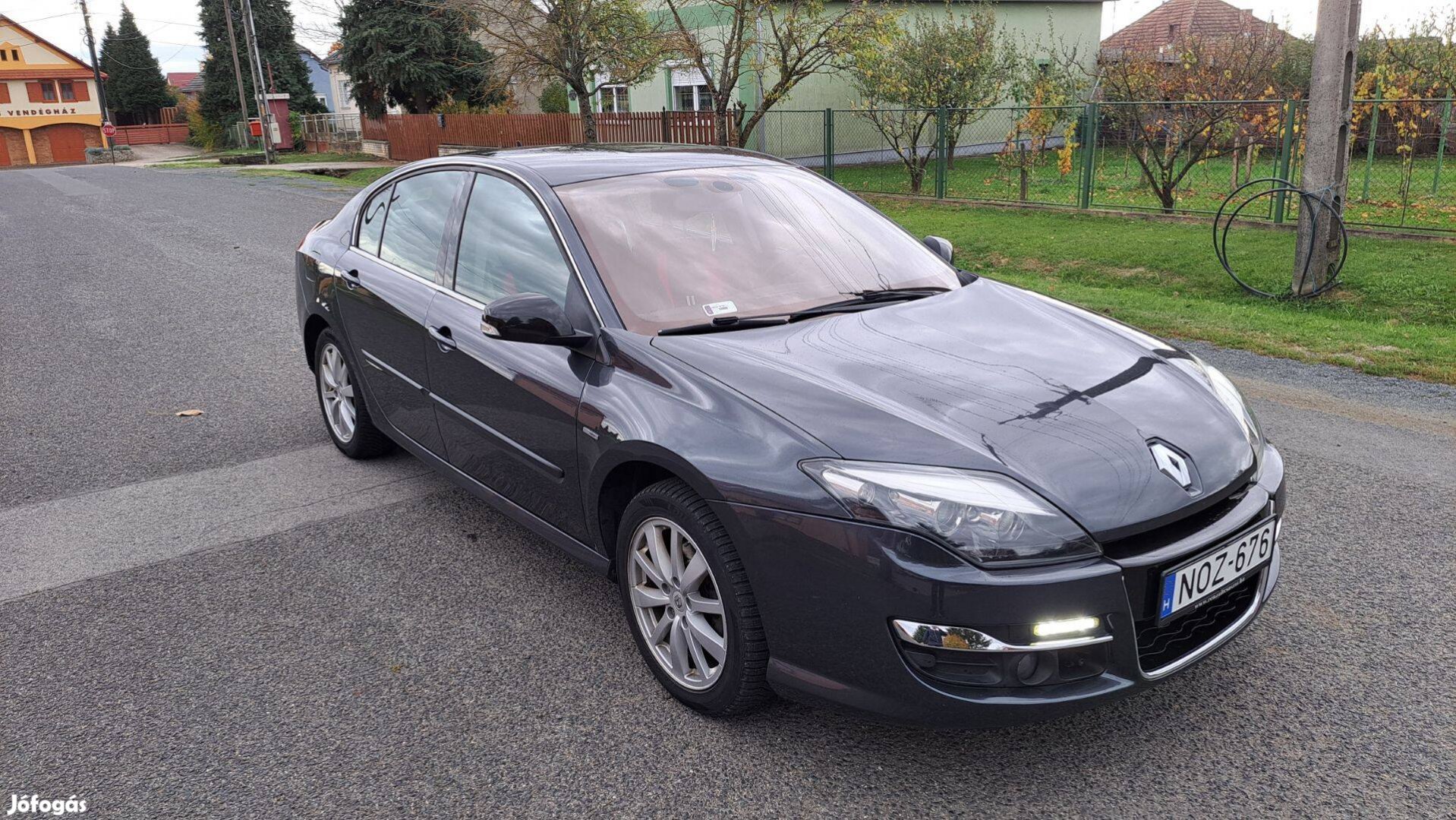 Renault Laguna 2.0 dCi Black Edition