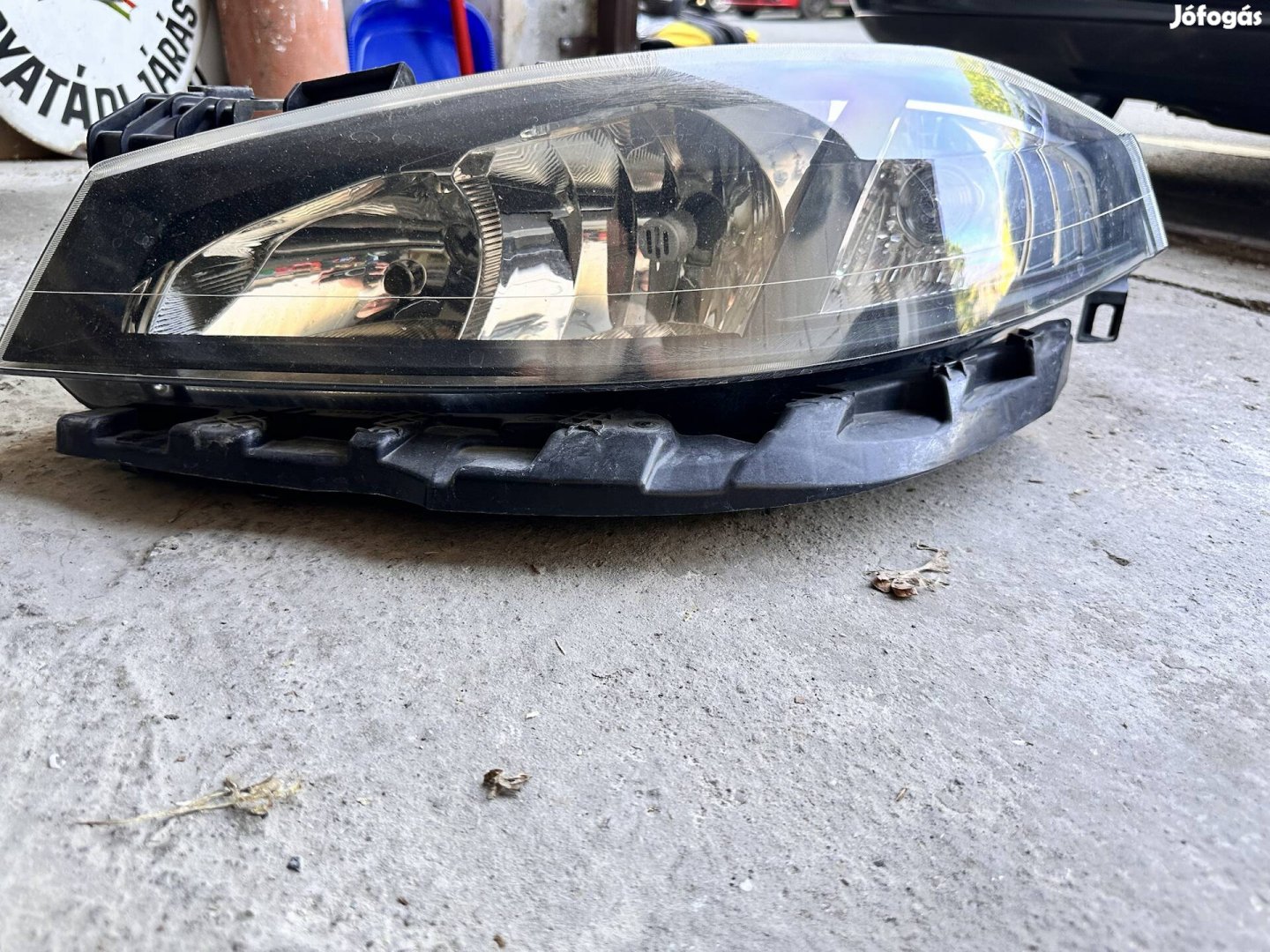 Renault Laguna 2 II ph bal oldali fényszóró