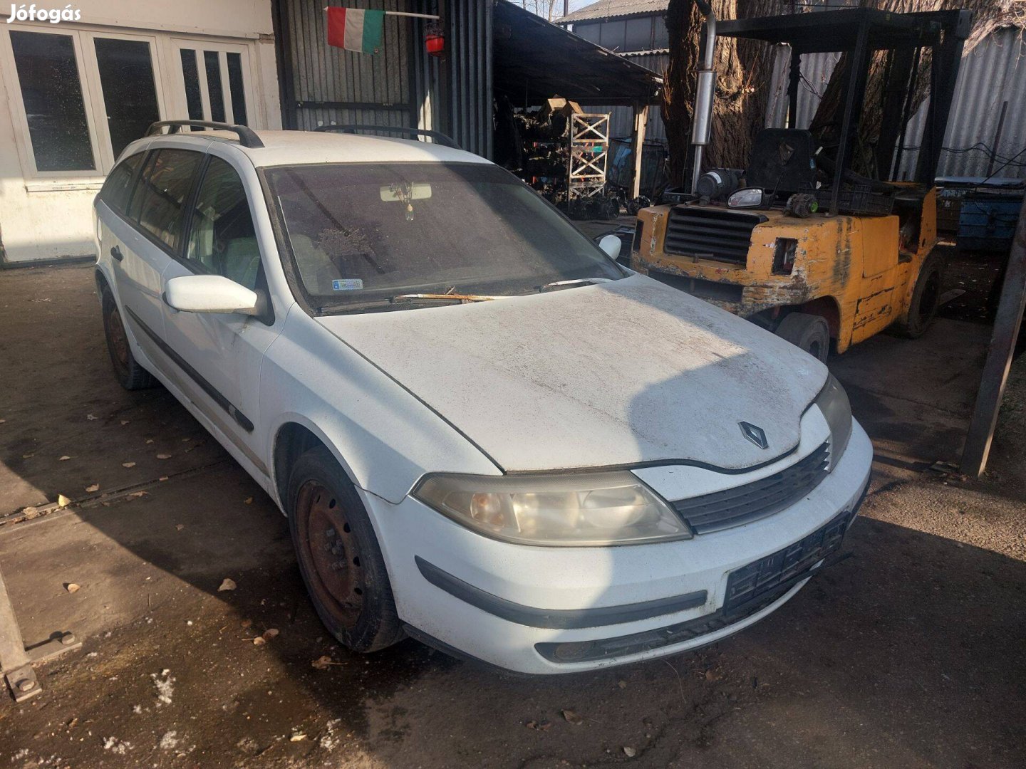 Renault Laguna 2 kombi katosszéria elemei fehér