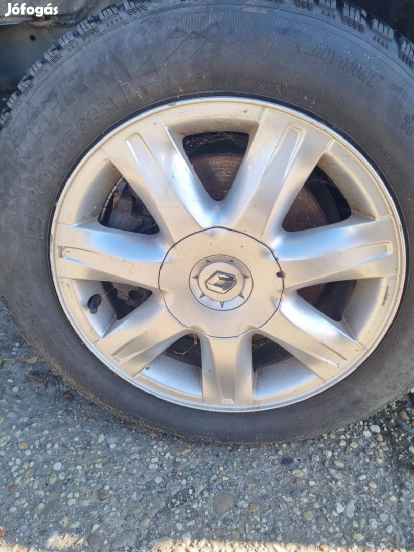 Renault Laguna 3 alufelni 205/55r16 téligumival eladó