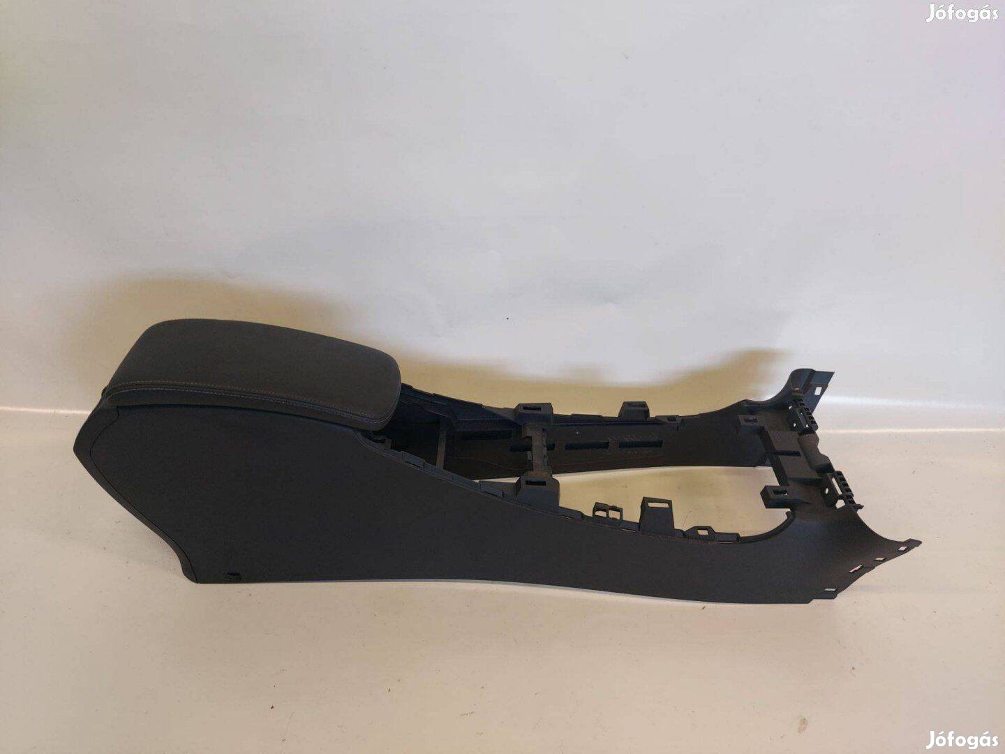 Renault Laguna III 3 bőr könyöklő közép box