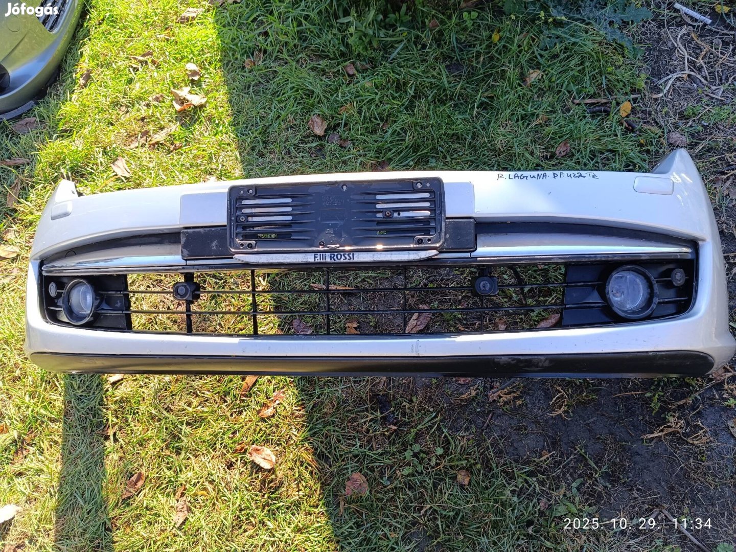 Renault Laguna III első lökhárító 