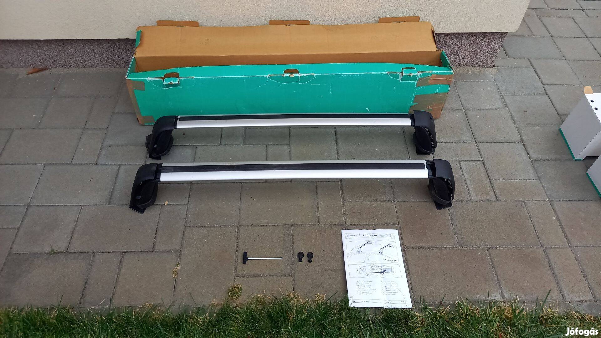 Renault Laguna III gyári tetőcsomagtartó - zárható