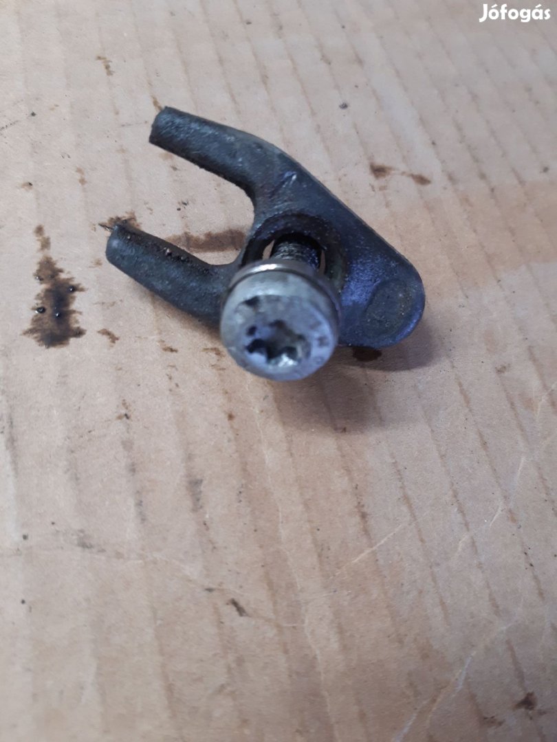 Renault Laguna II Porlasztó Leszorító