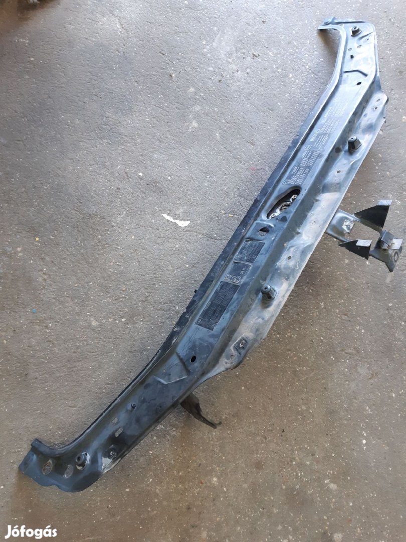 Renault Laguna II Zárhíd