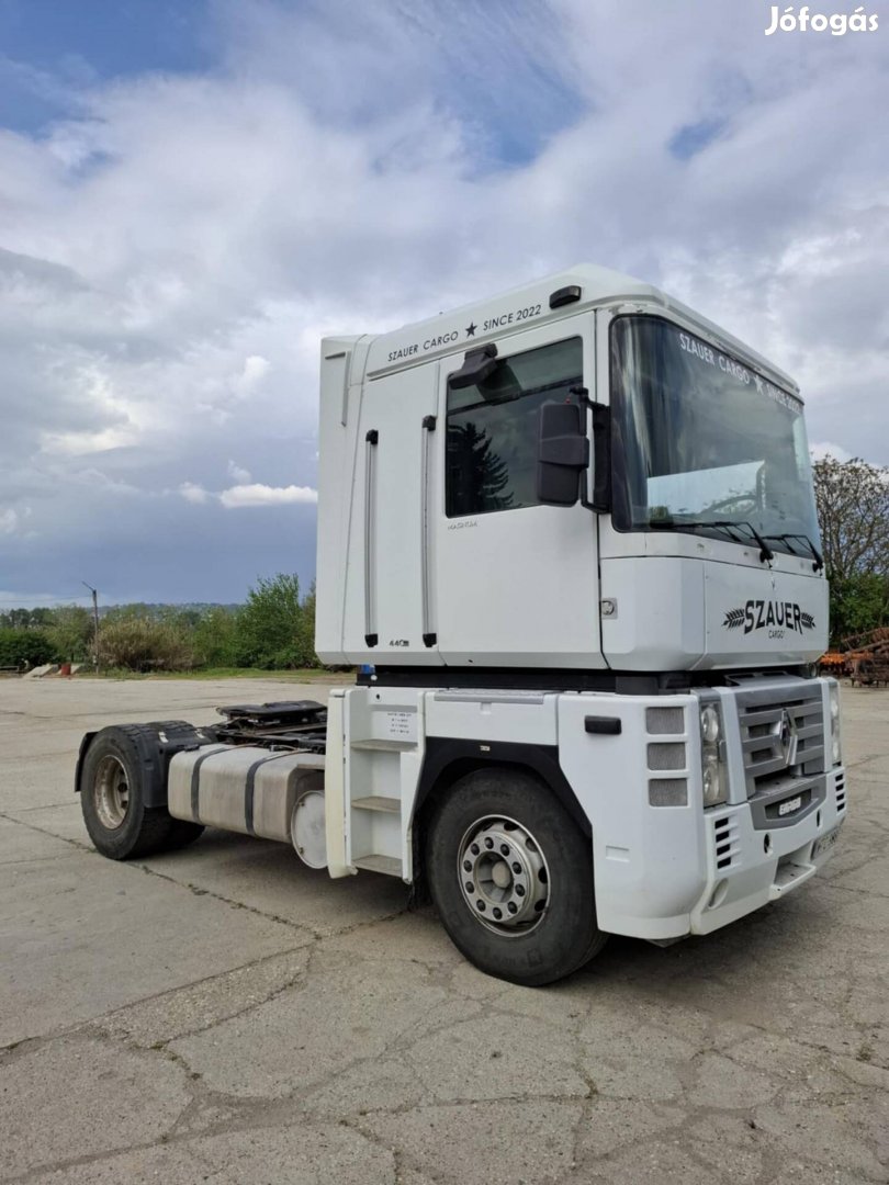 Renault Magnum alkatrészek 
