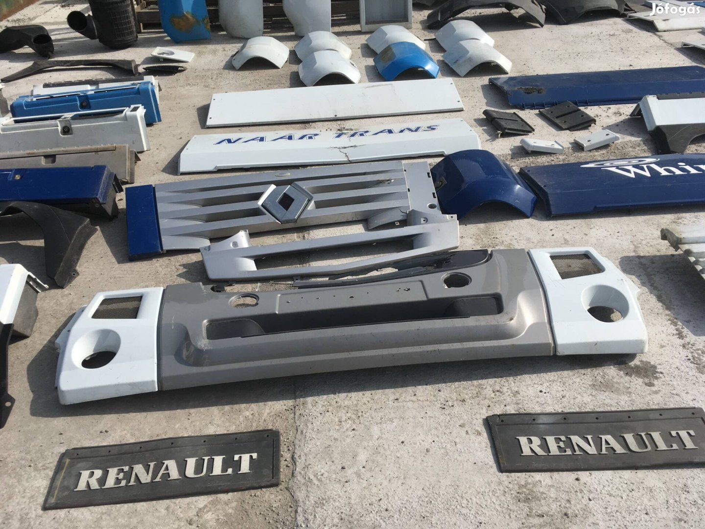 Renault Magnum alkatrészek bontott alkatrészek 