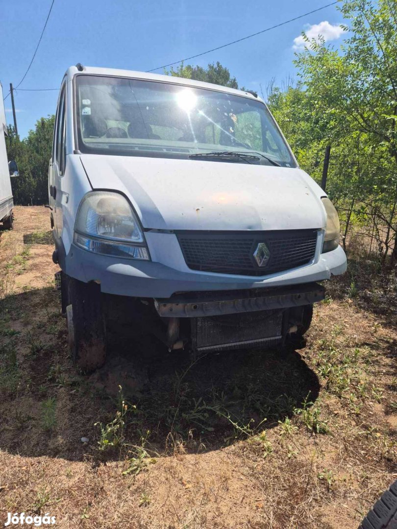 Renault Mascott bontott alkatrészei