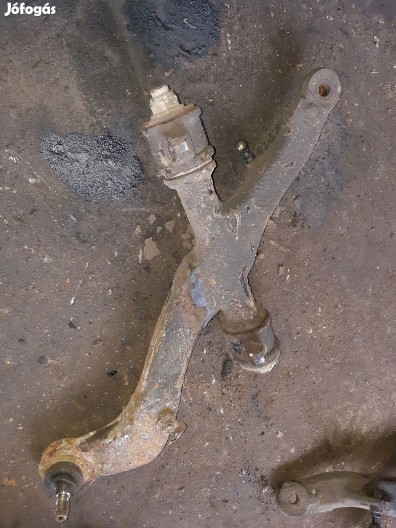 Renault Master 03-10 Bal Első Felső Lengőkar